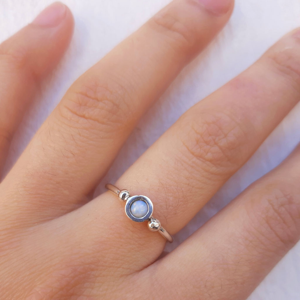 Anillo SATÉLITES – Cristina Bermeo